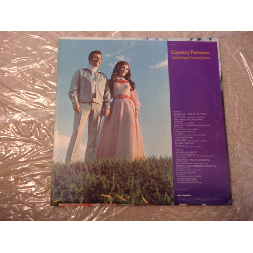 LORETTA LYNN & CONWAY TWITTY - COUNTRY PARTNERS - Vinyl - LP