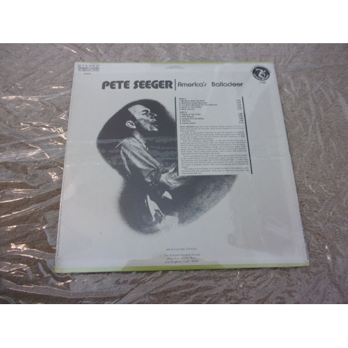 PETE SEEGER - AMERICA'S BALLADEER - Vinyl - LP