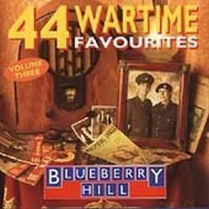 Bluberry Hill - 44 Wartime Favourites - Tape - Cassete