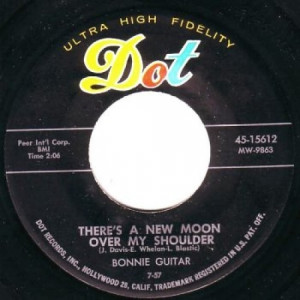 Bonnie Guitar - There's A New Moon Over My Shoulder / Mister Fire Eyes - 45 - Vinyl - 45''