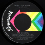 Chi-lites - Give More Power To The People / Trouble's A Coming - 45
