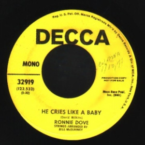 Ronnie Dove - Kiss The Hurt Away / He Cries Like A Baby - 45 - Vinyl - 45''