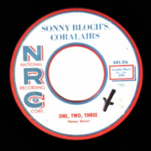 Sonny Bloch's Coralairs - One Two Three / Buona Natale - 45 - Vinyl - 45''