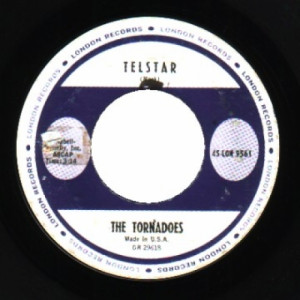 Tornadoes - Jungle Fever / Telstar - 45 - Vinyl - 45''