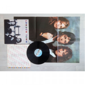 MCCARTNEY, PAUL  (WINGS) - London Town (1978 UK release sleeve, giant poster and inner lyric sleeve. Cover  - Vinyl - LP