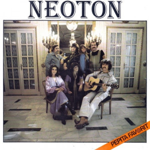 Neoton Familia  - Ki Szol / Majd - Vinyl - 7'' PS