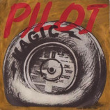 Pilot - Magic / Just Let Me Be